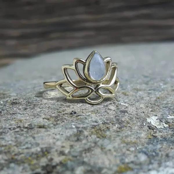 Bague fleur de lotus