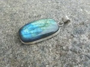 Labradorite propriétés et vertus