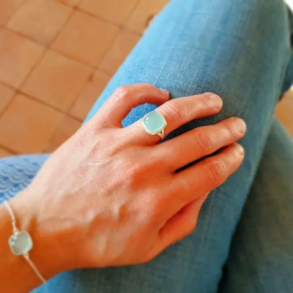 Bague en calcédoine AQUA