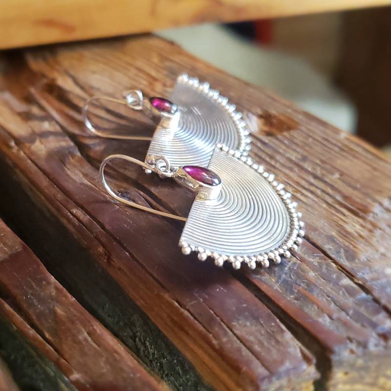 Boucles d'oreilles grenat argent FARFALLE Boucles d'oreilles grenat argent FARFALLE