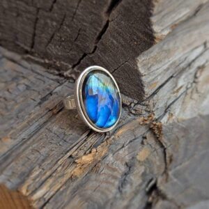 Grosse bague labradorite argent