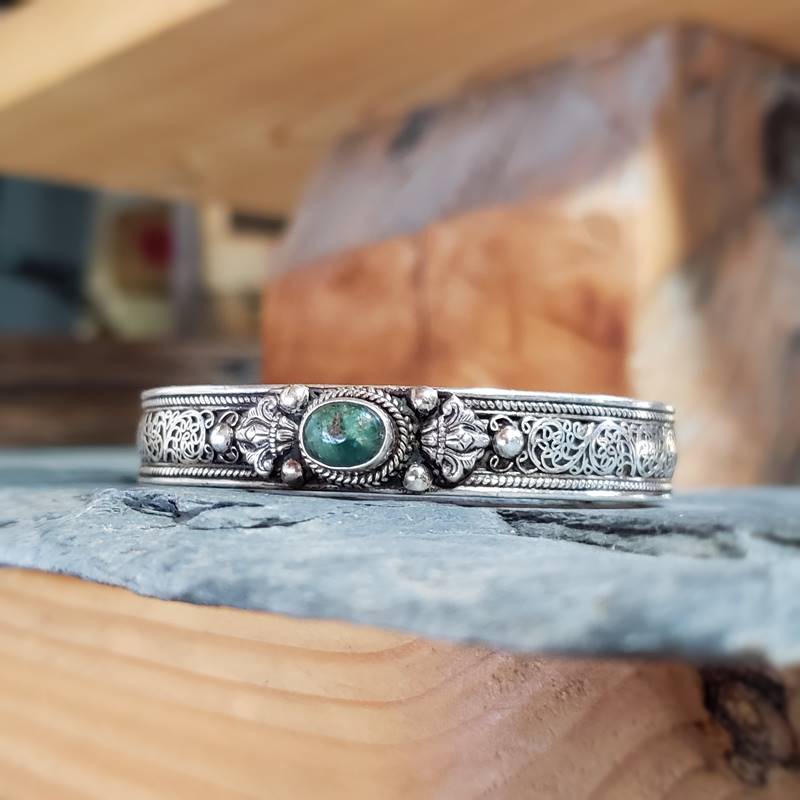 ターコイズシルバーバングルブレスレットネパール - OMYOKI bijoux