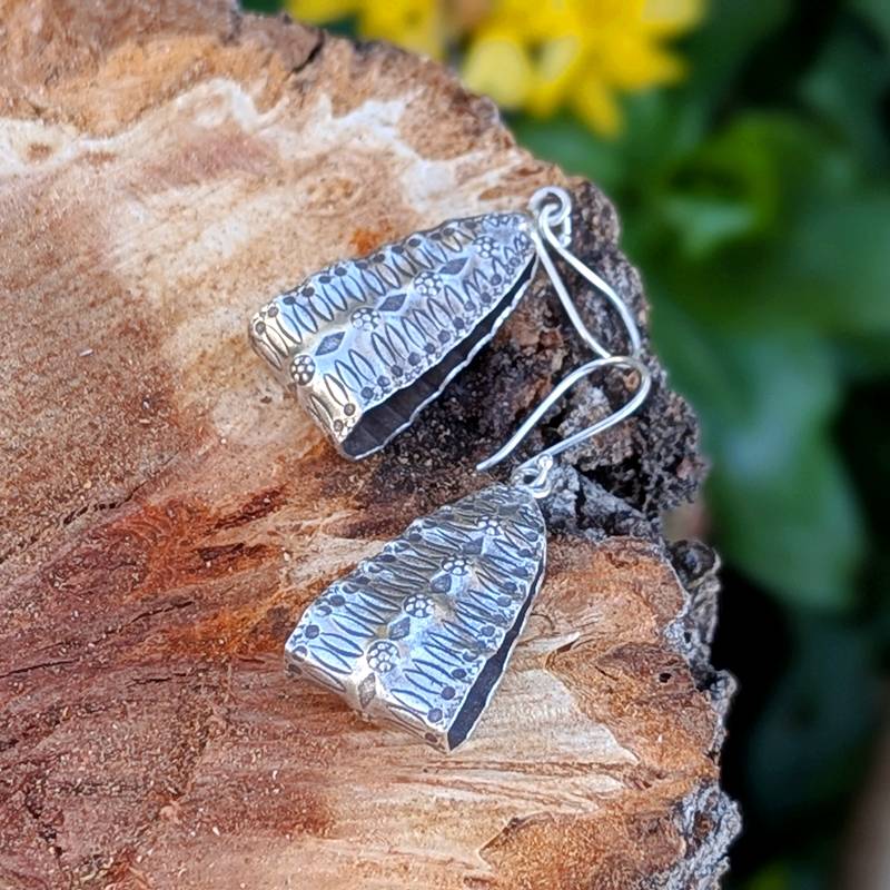 Boucles d'oreilles en argent massif ethniques Boucles d'oreilles en argent massif ethniques