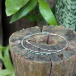 Collier artisanal de la tribu Karen