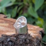 Grosse bague artisanale en argent massif