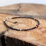 Bracelet fin argent onyx et grenat SAMARKANDE