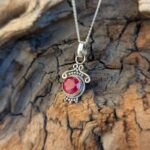 Petit pendentif rubis argent